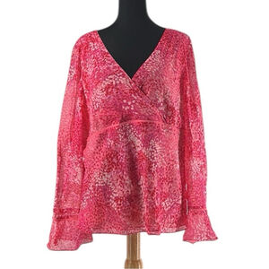 Ann Taylor silk blouse Pink Pattern Flowy v neck flattering top sz xl
